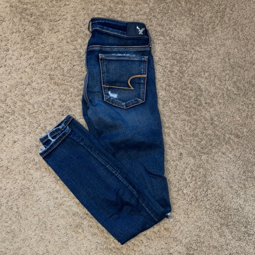 american eagle distressed super low skinny jeggings / jeans